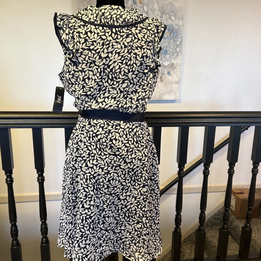 JBS Womens Black & White Flower Print Ruffle A Line Dress Size 12 New - Picture 5 of 9